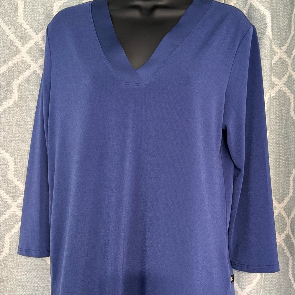 Banana Republic Women's Deep Blue V-Neck Long Sleeve Top